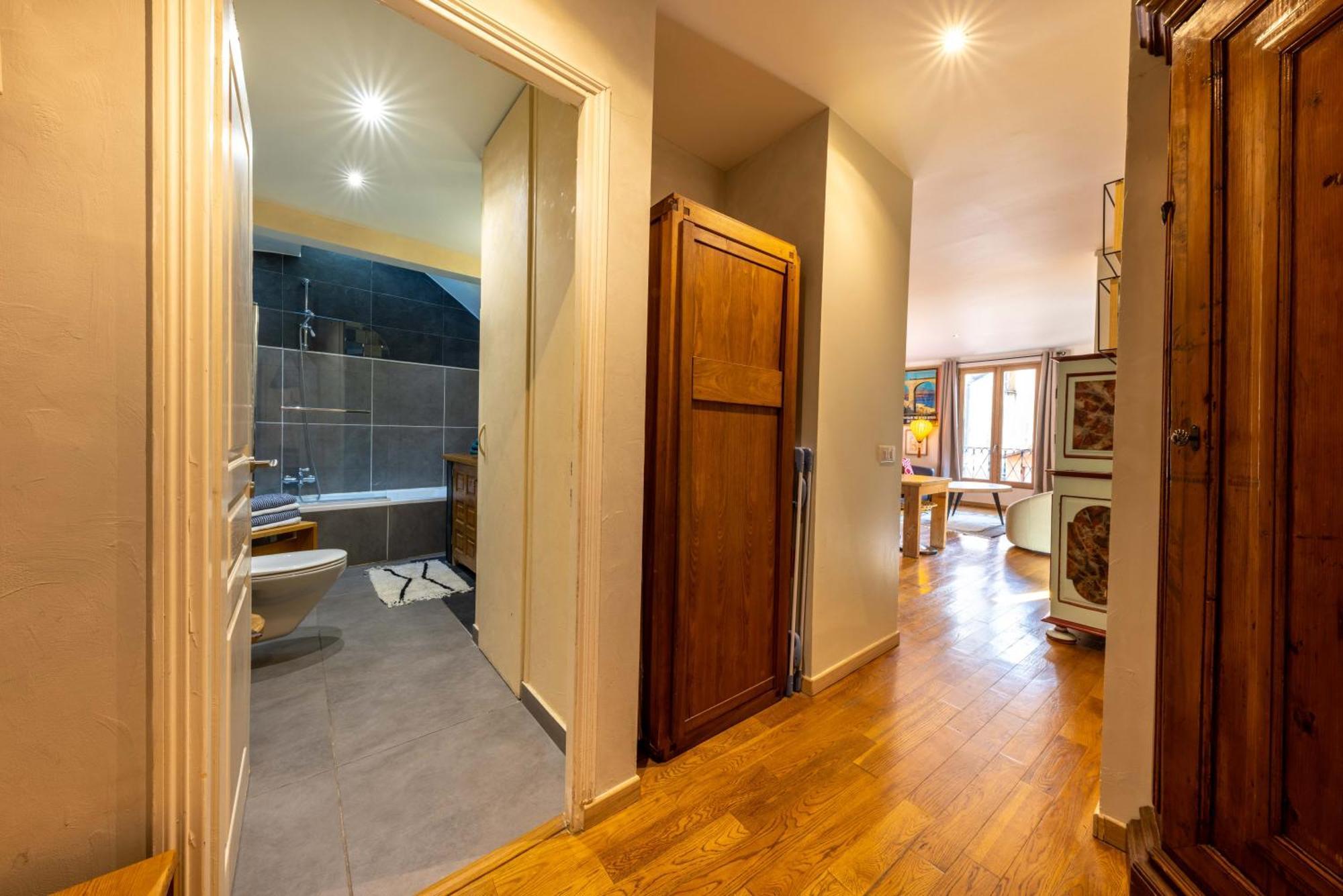Spacious And Bright Flat Close To The Beach : Heart Of Old Nizza Exterior foto